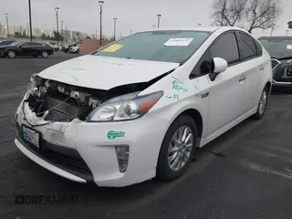 2014 Toyota Prius с VIN JTDKN3DP3E3057821, выставлен на аукционе IAAI как лот 41880152 с пробегом 84 000 миль миль и . История ставок и продаж доступна на DreamBid. Изображение 2.