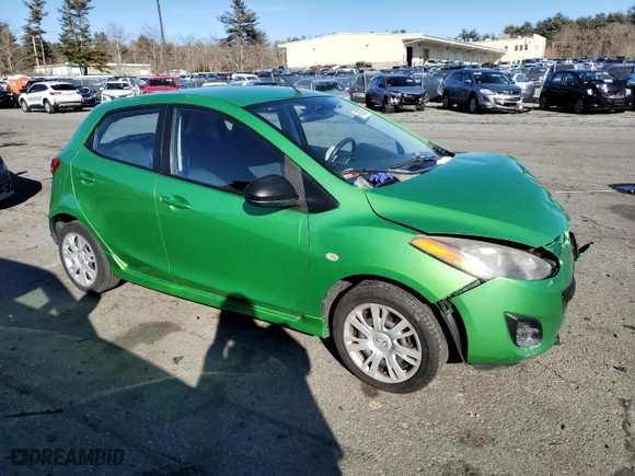 2011 Mazda Mazda2 Touring with VIN JM1DE1HZ0B0122033, listed as a Copart auction lot 47262305 with 207,495 mi miles and Non Repairable. Bid and sale history available at carsss.com. Image 4.