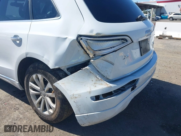 2015 Audi Q5 Premium Plus with VIN WA1LFAFP6FA096946, listed as a IAAI auction lot 41956824 with 97,328 mi miles and . Bid and sale history available at DreamBid. Image 6.