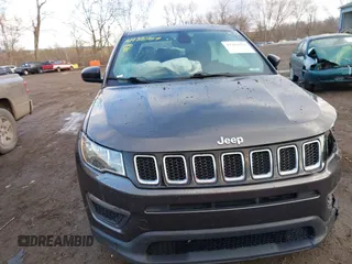 2017 Jeep Compass Sport z VIN 3C4NJDAB8HT667519, wystawiony jako IAAI lot #41488704 z przebiegiem 111 242 mil mil oraz . Historia ofert i sprzedaży dostępna na DreamBid. Obrazek 12.