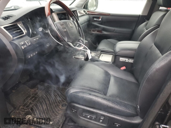 2015 Lexus LX 570 with VIN JTJHY7AX7F4186473, listed as a Copart auction lot 38514814 with 60,837 mi miles and . Bid and sale history available at DreamBid. Image 7.