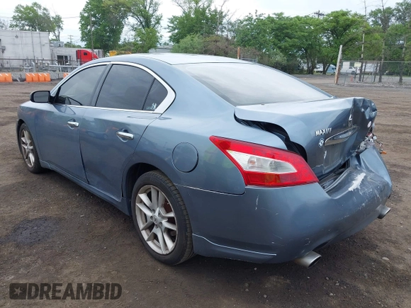 2011 Nissan Maxima SV z VIN 1N4AA5AP9BC808140, wystawiony jako IAAI lot #42257514 z przebiegiem 190 943 mil mil oraz . Historia ofert i sprzedaży dostępna na DreamBid. Obrazek 3.