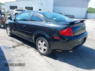 2007 Pontiac G5 with VIN 1G2AL15F477368623, listed as a IAAI auction lot 42224356 with 174,441 mi miles and . Bid and sale history available at DreamBid. Image 3.