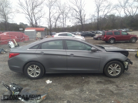 2013 Hyundai Sonata GLS with VIN 5NPEB4AC8DH533884, listed as a IAAI auction lot 41529721 with 128,560 mi miles and . Bid and sale history available at carsss.com. Image 14.