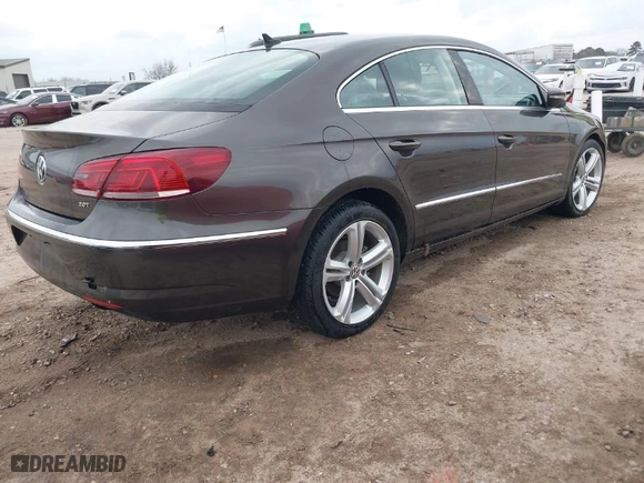 2013 Volkswagen CC Sport with VIN WVWBN7AN2DE520545, listed as a IAAI auction lot 41541009 with 132,934 mi miles. Bid and sale history available at carsss.com. Image 4.
