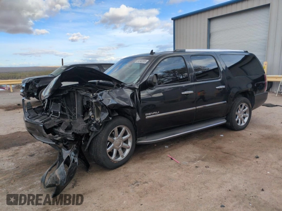 2011 GMC Yukon XL Denali z VIN 1GKS2MEF7BR367696, wystawiony jako Copart lot #51242205 z przebiegiem 172 519 mil mil oraz Szkody całkowita. Historia ofert i sprzedaży dostępna na DreamBid. Obrazek 1.