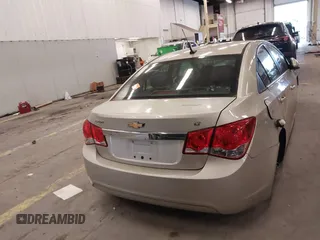 2014 Chevrolet Cruze 1LT with VIN 1G1PC5SB5E7112074, listed as a IAAI auction lot 41713172 with Not provided miles and . Bid and sale history available at DreamBid. Image 16.