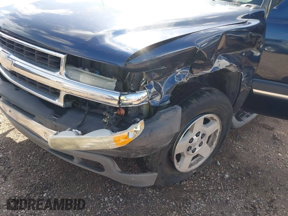 2004 Chevrolet Suburban LT with VIN 3GNEC16T24G290321, listed as a IAAI auction lot 41807808 with 176,964 mi miles. Bid and sale history available at carsss.com. Image 6.