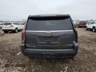 2016 Cadillac Escalade Platinum z VIN 1GYS4DKJ3GR354153, wystawiony jako Copart lot #82494394 z przebiegiem 124 561 mil mil oraz Szkoda całkowita • Salvage title. Historia ofert i sprzedaży dostępna na DreamBid. Obrazek 6.
