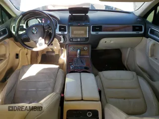 2012 Volkswagen Touareg Exec with VIN WVGEF9BP1CD010015, listed as a Copart auction lot 72646154 with 163,502 mi miles and Salvage Title. Bid and sale history available at DreamBid. Image 8.