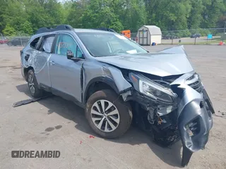 2020 Subaru Outback Premium with VIN 4S4BTACC3L3193819, listed as a IAAI auction lot 42373317 with 30,869 mi miles and . Bid and sale history available at DreamBid. Image 1.