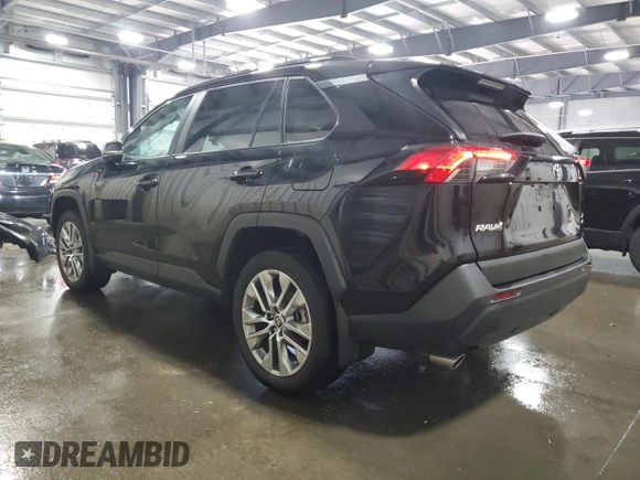 2022 Toyota RAV4 XLE Premium with VIN 2T3A1RFVXNC316132, listed as a Copart auction lot 55650775 with 30,860 mi miles and Salvage title. Bid and sale history available at DreamBid. Image 2.