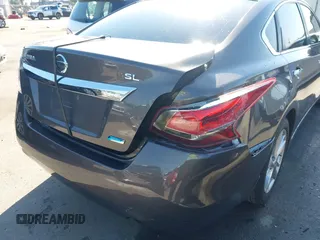2013 Nissan Altima SV with VIN 1N4AL3APXDN509505, listed as a IAAI auction lot 41967363 with 133,122 mi miles and . Bid and sale history available at carsss.com. Image 6.