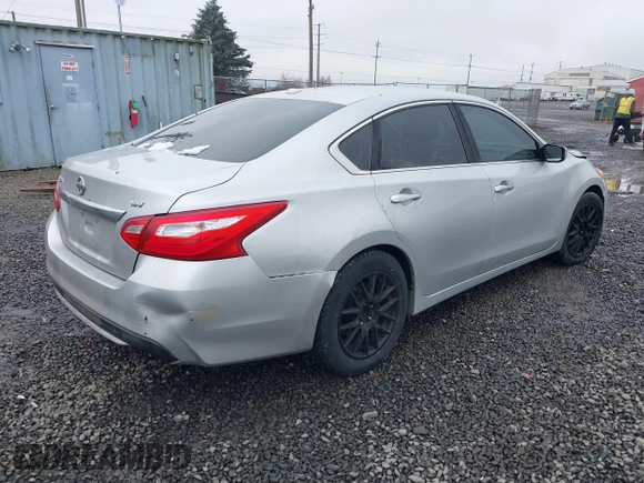 2017 Nissan Altima S z VIN 1N4AL3AP9HC170690, wystawiony jako IAAI lot #41491071 z przebiegiem 99 061 mil mil oraz . Historia ofert i sprzedaży dostępna na DreamBid. Obrazek 4.