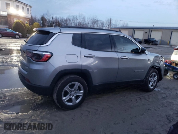2023 Jeep Compass Latitude with VIN 3C4NJDBN5PT551685, listed as a Copart auction lot 85771934 with 16,410 mi miles and Salvage Title. Bid and sale history available at DreamBid. Image 3.