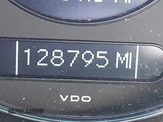 2003 Mercedes-Benz E 320 z VIN WDBUF65JX3A343240, wystawiony jako IAAI lot #41711764 z przebiegiem 128 795 mil mil oraz . Historia ofert i sprzedaży dostępna na DreamBid. Obrazek 7.