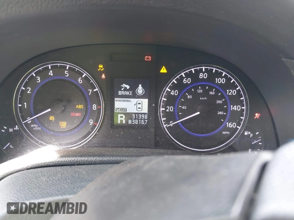 2013 Infiniti G37 Journey with VIN JN1CV6AP8DM302568, listed as a IAAI auction lot 41851977 with 31,398 mi miles. Bid and sale history available at carsss.com. Image 7.