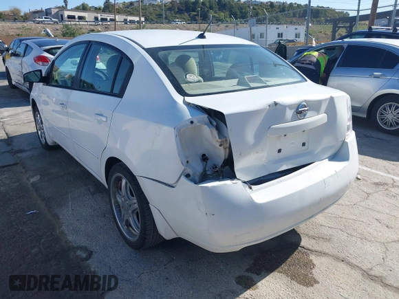 2008 Nissan Sentra S with VIN 3N1AB61EX8L739874, listed as a IAAI auction lot 41950310 with 129,485 mi miles and . Bid and sale history available at DreamBid. Image 3.