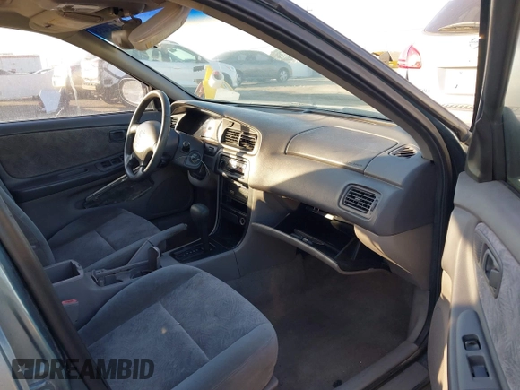 2001 Nissan Altima GXE with VIN 1N4DL01D91C223105, listed as a IAAI auction lot 41447253 with 196,021 mi miles. Bid and sale history available at carsss.com. Image 5.
