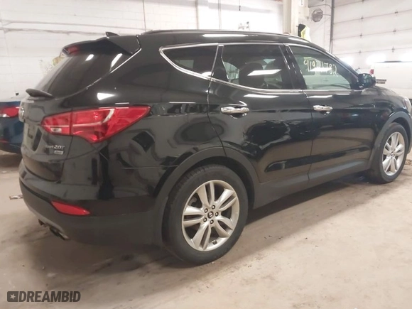 2014 Hyundai Santa Fe Sport with VIN 5XYZUDLA6EG197233, listed as a IAAI auction lot 41921782 with 115,486 mi miles. Bid and sale history available at carsss.com. Image 4.