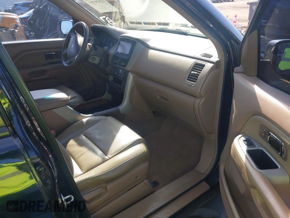 2006 Honda Pilot EX with VIN 5FNYF28466B049833, listed as a IAAI auction lot 41939721 with 238,995 mi miles and . Bid and sale history available at DreamBid. Image 5.