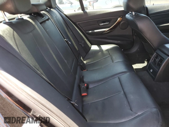 2015 BMW 3 Series 328i с VIN WBA3A5G57FNS82980, выставлен на аукционе Copart как лот 57552205 с пробегом 149 744 миль миль и Списание • Salvage title. История ставок и продаж доступна на DreamBid. Изображение 10.