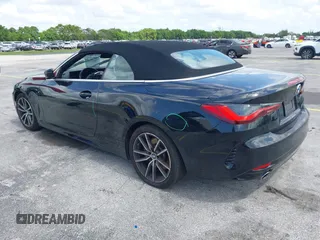 2024 BMW 4 Series 430i z VIN WBA23AT06RCP83691, wystawiony jako IAAI lot #42318871 z przebiegiem 31 615 mil mil oraz . Historia ofert i sprzedaży dostępna na DreamBid. Obrazek 3.