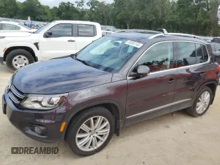 2016 Volkswagen Tiguan SE z VIN WVGBV7AX2GW544596, wystawiony jako Copart lot #59565145 z przebiegiem 95 039 mil mil oraz Czysty tytuł • Clean title. Historia ofert i sprzedaży dostępna na DreamBid. Obrazek 1.