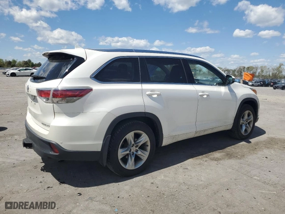 2015 Toyota Highlander Limited with VIN 5TDDKRFH0FS180633, listed as a Copart auction lot 53425435 with 152,556 mi miles and Salvage Title. Bid and sale history available at carsss.com. Image 3.