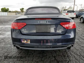 2015 Audi A5 Premium Plus z VIN WAUMFAFH9FN003278, wystawiony jako Copart lot #47593155 z przebiegiem 67 011 mil mil oraz Szkoda całkowita • Salvage title. Historia ofert i sprzedaży dostępna na DreamBid. Obrazek 6.