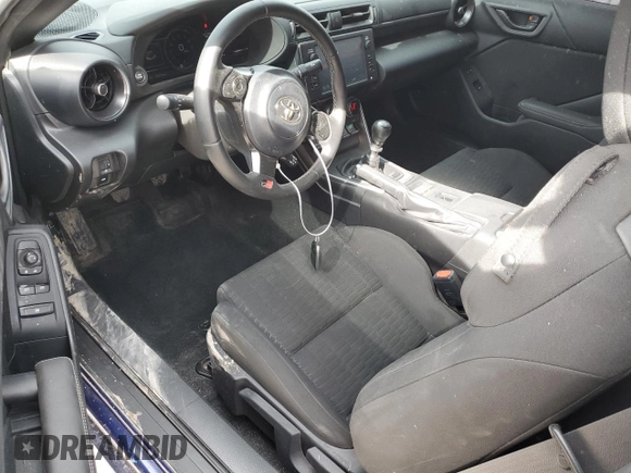 2023 Toyota 86 with VIN JF1ZNBB15P9753934, listed as a Copart auction lot 84543654 with 9,731 mi miles and Non Repairable. Bid and sale history available at DreamBid. Image 8.