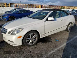 2011 Mercedes-Benz E-Class E 350 with VIN WDDKK5GFXBF059203, listed as a Copart auction lot 45533195 with 143,922 mi miles and Salvage Title. Bid and sale history available at carsss.com. Image 1.