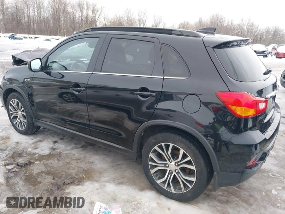 2018 Mitsubishi Outlander SEL z VIN JA4AR4AW3JU003581, wystawiony jako IAAI lot #41649517 z przebiegiem 133 160 mil mil oraz . Historia ofert i sprzedaży dostępna na DreamBid. Obrazek 3.