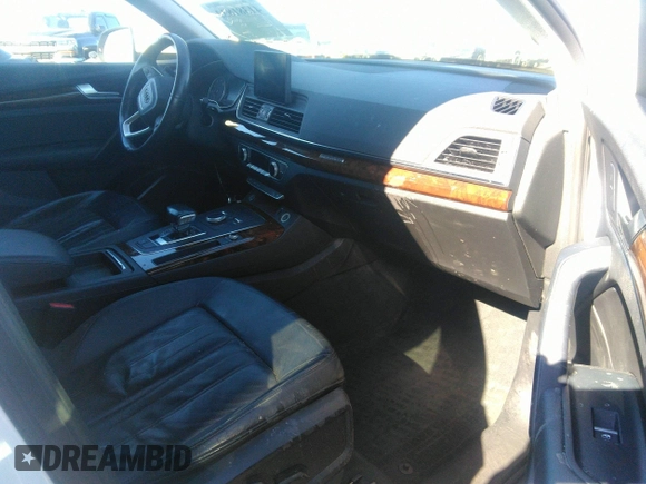2018 Audi Q5 Premium with VIN WA1ANAFYXJ2097362, listed as a IAAI auction lot 41381832 with 130,049 mi miles. Bid and sale history available at carsss.com. Image 5.