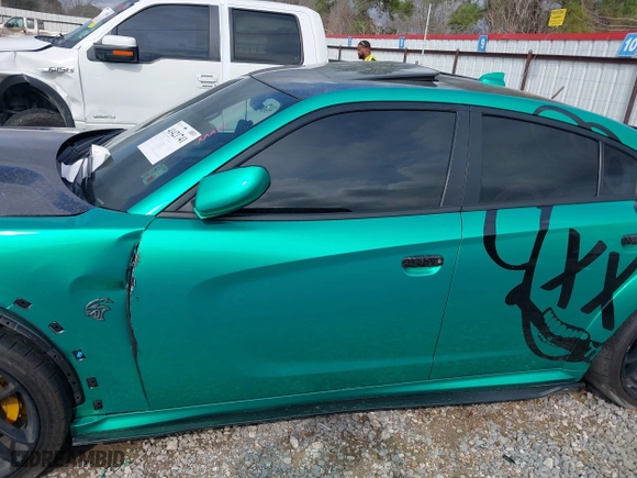 2021 Dodge Charger SRT Hellcat Widebody with VIN 2C3CDXL95MH623026, listed as a IAAI auction lot 41421741 with 60,235 mi miles. Bid and sale history available at carsss.com. Image 14.