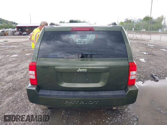 2008 Jeep Patriot Sport with VIN 1J8FT28088D520705, listed as a IAAI auction lot 42107804 with 77,032 mi miles and . Bid and sale history available at DreamBid. Image 16.