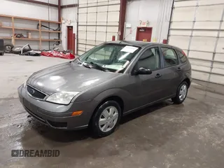 2007 Ford Focus S with VIN 1FAFP37N87W333049, listed as a IAAI auction lot 41450683 with 307,869 mi miles and . Bid and sale history available at carsss.com. Image 17.