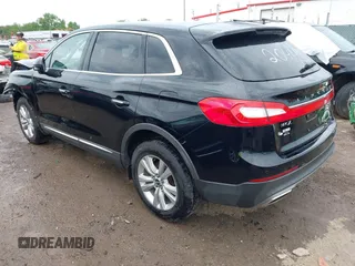 2018 Lincoln MKX Premiere z VIN 2LMPJ8JR0JBL20443, wystawiony jako IAAI lot #42300284 z przebiegiem 71 186 mil mil oraz . Historia ofert i sprzedaży dostępna na DreamBid. Obrazek 3.