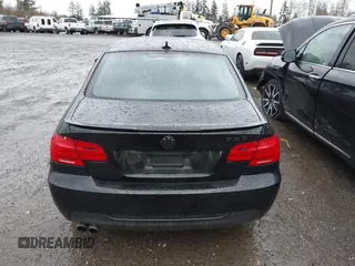 2011 BMW 3 Series 328i xDrive with VIN WBAKF5C59BE654865, listed as a IAAI auction lot 40848193 with 114,490 mi miles. Bid and sale history available at carsss.com. Image 16.