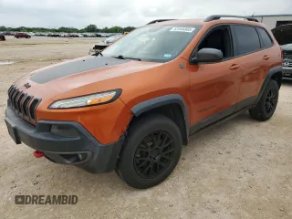 2015 Jeep Cherokee Trailhawk with VIN 1C4PJMBSXFW757382, listed as a Copart auction lot 53566885 with 139,972 mi miles and Clean Title. Bid and sale history available at carsss.com. Image 1.