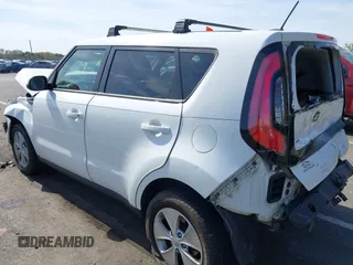 2016 Kia Soul z VIN KNDJN2A29G7256799, wystawiony jako IAAI lot #42097796 z przebiegiem 85 118 mil mil oraz . Historia ofert i sprzedaży dostępna na DreamBid. Obrazek 3.