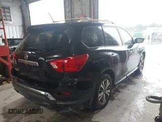 2017 Nissan Pathfinder SV z VIN 5N1DR2MN3HC900910, wystawiony jako IAAI lot #42355199 z przebiegiem 127 544 mil mil oraz . Historia ofert i sprzedaży dostępna na DreamBid. Obrazek 4.