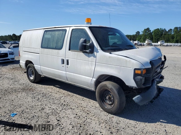 2008 Ford Econoline Cargo Commercial z VIN 1FTNE14W88DA15099, wystawiony jako Copart lot #58166835 z przebiegiem 210 129 mil mil oraz Czysty tytuł • Clean title. Historia ofert i sprzedaży dostępna na DreamBid. Obrazek 4.