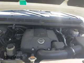 2010 Nissan Titan SE with VIN 1N6BA0ED4AN323907, listed as a IAAI auction lot 42113512 with 198,530 mi miles. Bid and sale history available at carsss.com. Image 10.