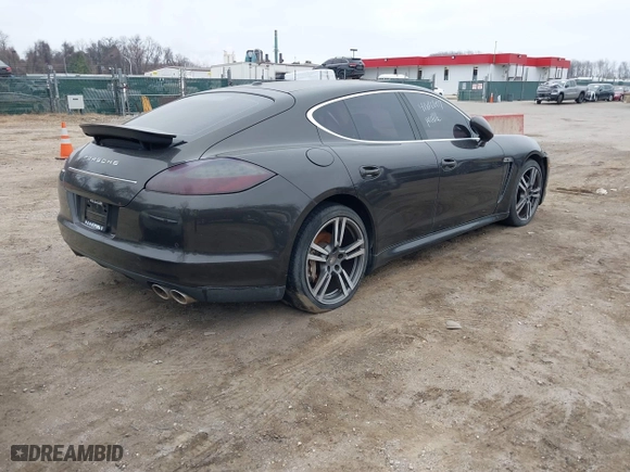 2010 Porsche Panamera S with VIN WP0AB2A71AL065137, listed as a IAAI auction lot 41810807 with 159,385 mi miles. Bid and sale history available at carsss.com. Image 4.