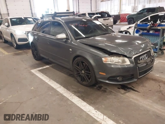 2008 Audi S4 z VIN WAUUL78E98A168935, wystawiony jako IAAI lot #41691662 z przebiegiem 94 143 mil mil oraz . Historia ofert i sprzedaży dostępna na DreamBid. Obrazek 1.