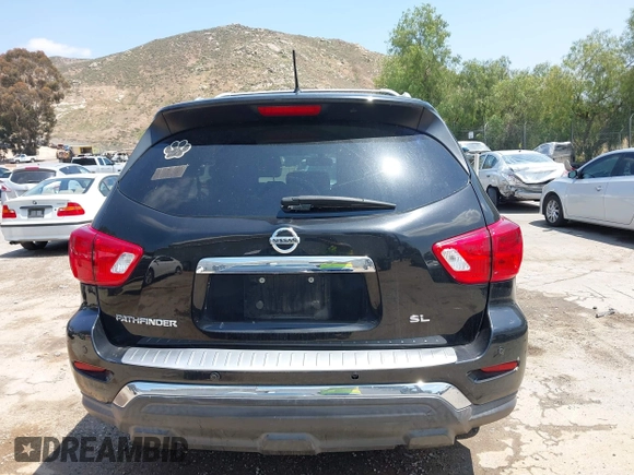 2018 Nissan Pathfinder SL z VIN 5N1DR2MN9JC620172, wystawiony jako IAAI lot #42095426 z przebiegiem 127 609 mil mil oraz . Historia ofert i sprzedaży dostępna na DreamBid. Obrazek 16.