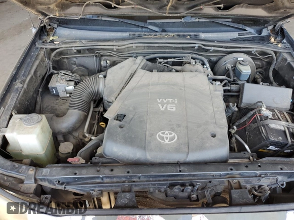 2006 Toyota Tacoma PreRunner z VIN 5TEJU62N56Z246796, wystawiony jako Copart lot #58404805 z przebiegiem Nie podano mil oraz Szkoda całkowita • Salvage title. Historia ofert i sprzedaży dostępna na DreamBid. Obrazek 11.