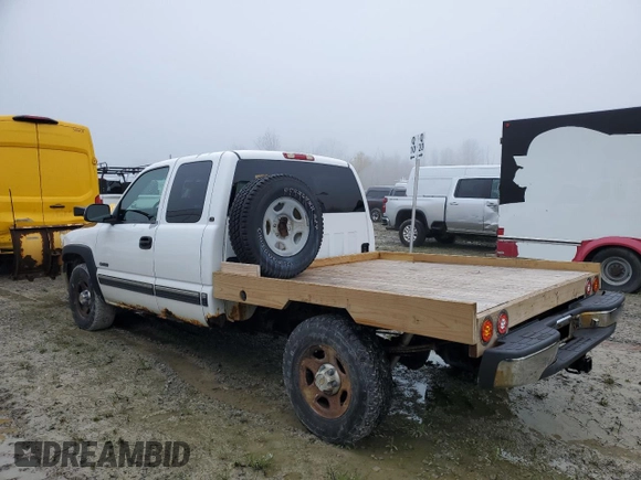 2002 Chevrolet Silverado 1500 LT with VIN 2GCEK19T321328555, listed as a Copart auction lot 55344055 with 96,091 mi miles and Clean Title. Bid and sale history available at carsss.com. Image 2.