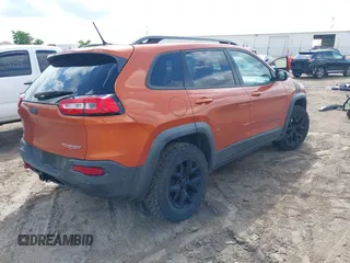 2015 Jeep Cherokee Trailhawk с VIN 1C4PJMBS8FW757154, выставлен на аукционе IAAI как лот 42591946 с пробегом 163 740 миль миль и . История ставок и продаж доступна на DreamBid. Изображение 4.
